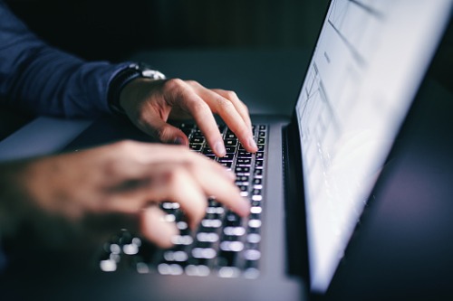 Brokers hold key to cyber insurance growth – report