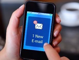 Beazley: Reports of fraudulent email scams quadrupled in 2017