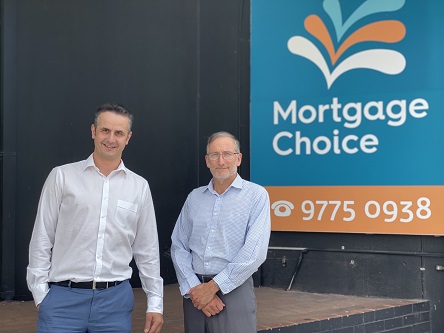 Broking by the beach: A Dee Why brokerage serving the community