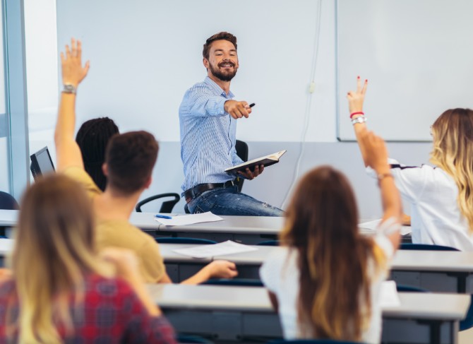 Out-of-field teaching concerns rise in Australian schools