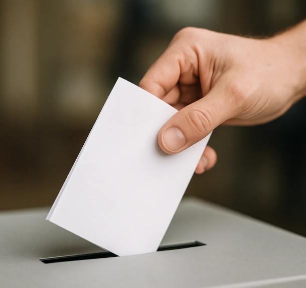 How the Aussie media is framing democracy in schools