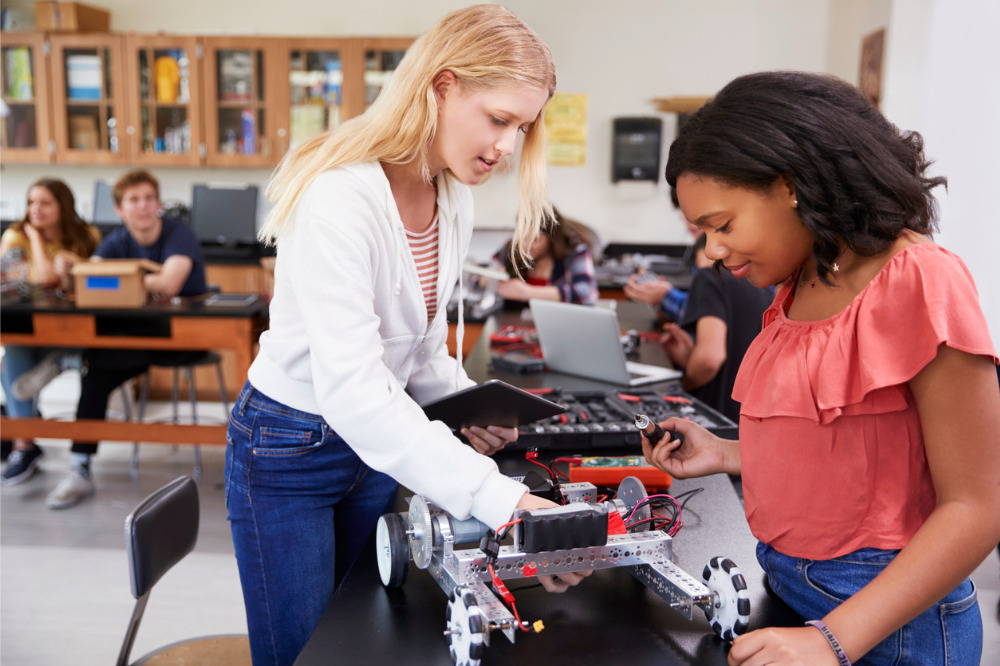 How principals can boost female engagement in STEM education