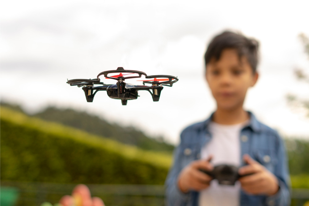 Australian schools to teach kids about drone safety