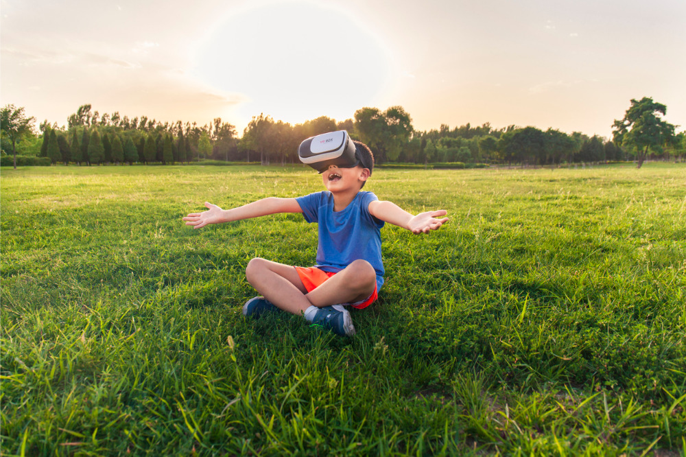 Immersive VR: empowering kids to survive in fire, flood, and war