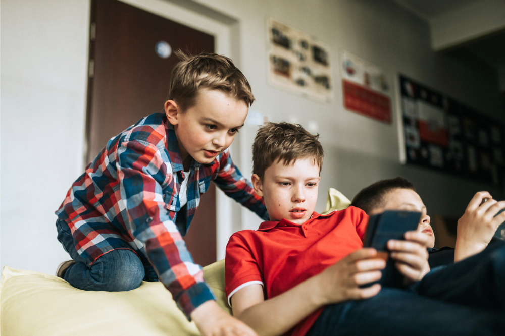 A massive public health problem': Australian children as young as 10 are hooked  on gambling, Gambling