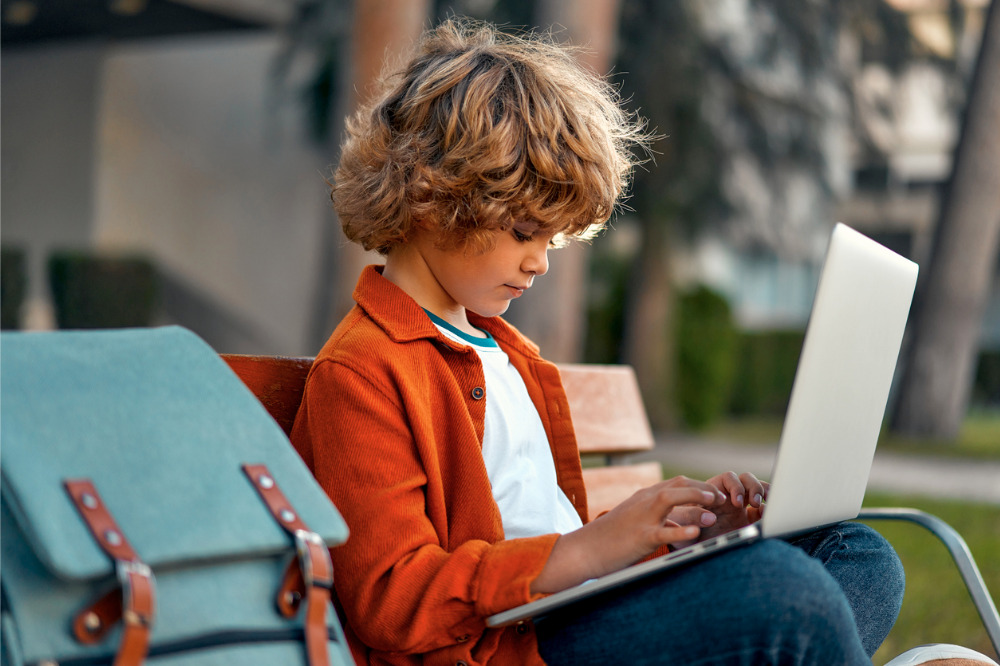 Researchers to introduce AI-powered writing labs in Victorian schools