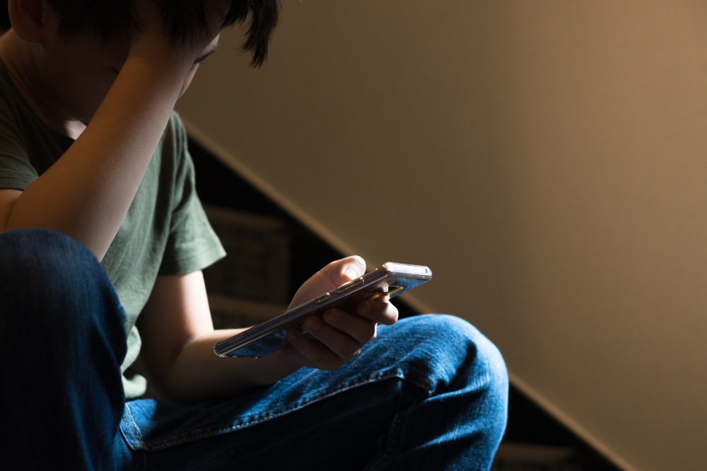 Calls for social media algorithm overhaul to combat online misogyny