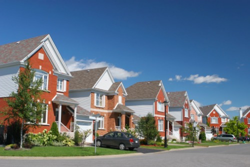 Report issues warning on worsening housing crisis