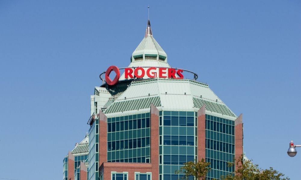Edward Rogers' consent resolution sufficient to remove and replace directors