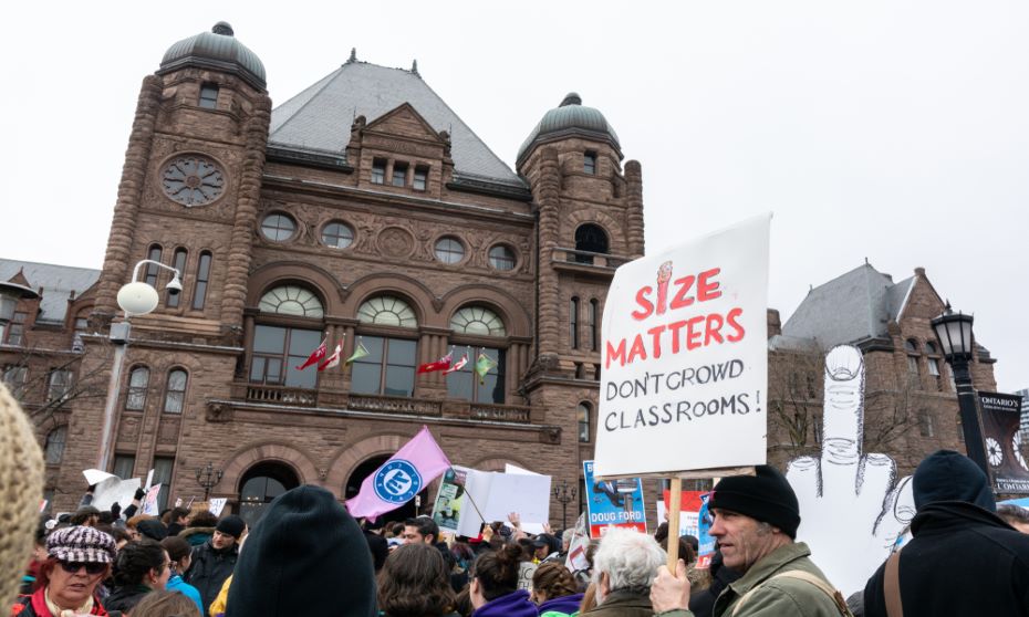 Ontario high school teachers could hold 1-day strike Dec. 4