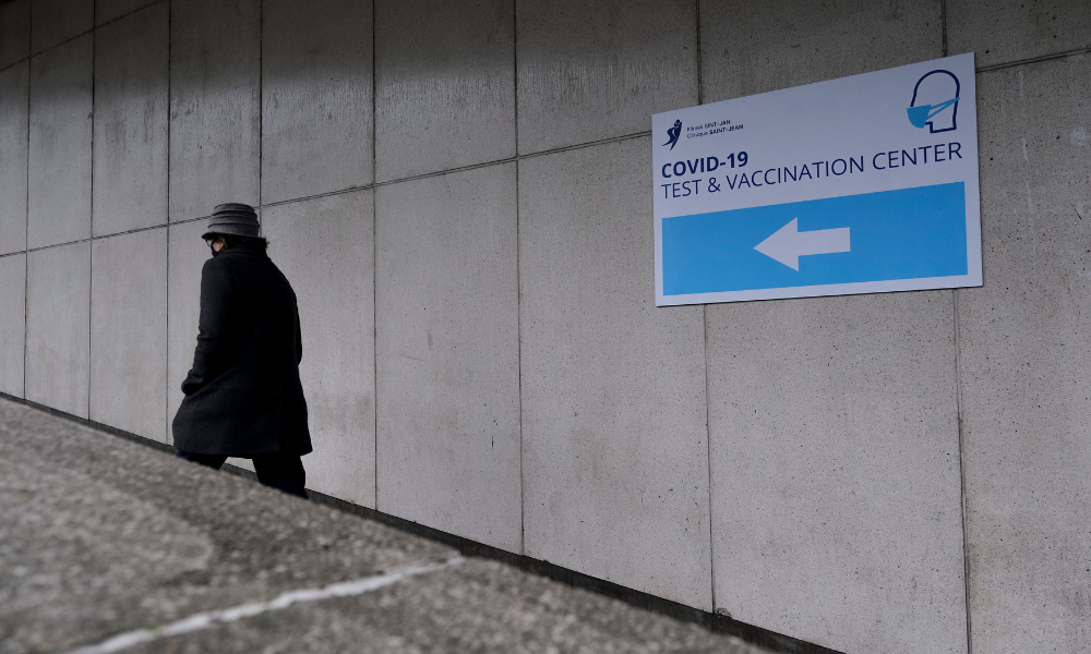 B.C. to offer paid leave for vaccinations