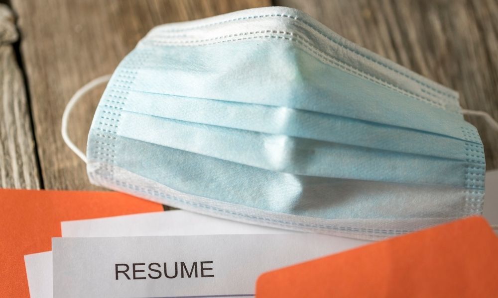 Long-term, successful salesperson gets 21 months’ notice