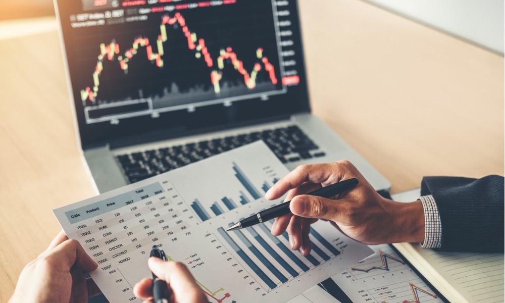 List of ETFs and ETNs That Trade Options, Calls and Puts