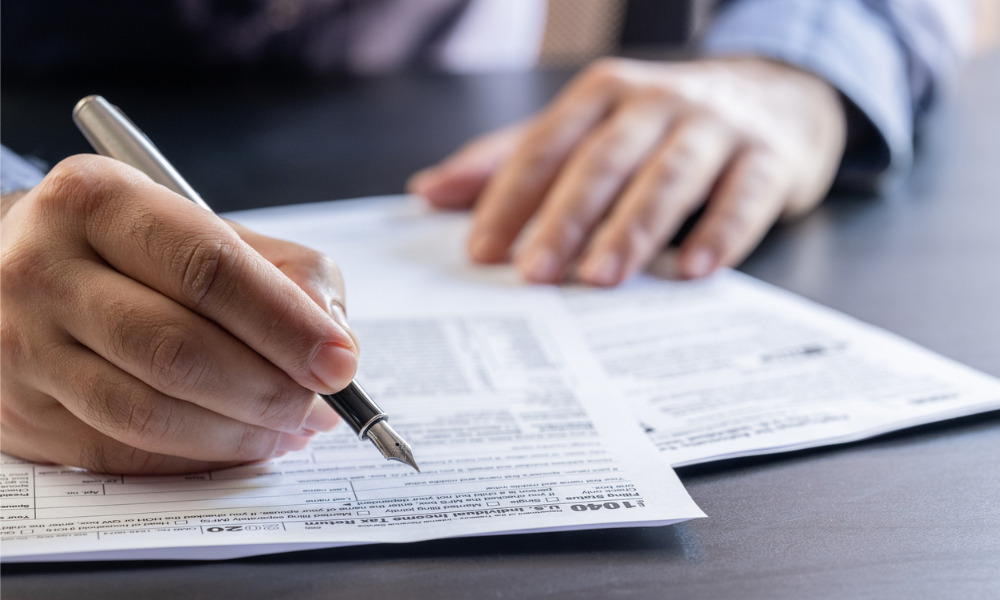 Ex-dealing rep sanctioned for lying about client's pension monies
