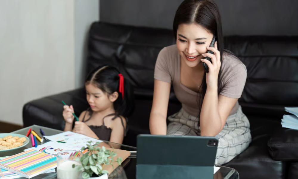 How many Canadian mothers return to work after giving birth? How many Canadian mothers return to work after giving birth?