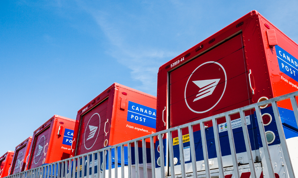 Canada Post defends .8 million in bonuses given out: report Canada Post defends .8 million in bonuses given out: report