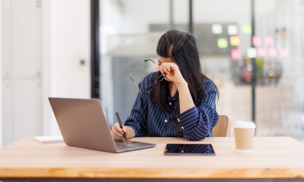 ADHD Masking and Workplace Burnout: Signs, Causes, and Impacts