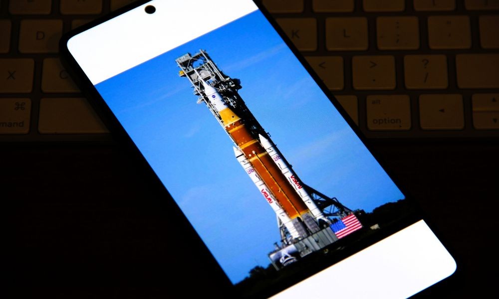 VanEck launches 'WARP' space ETF to tap into exploration and satellite ...