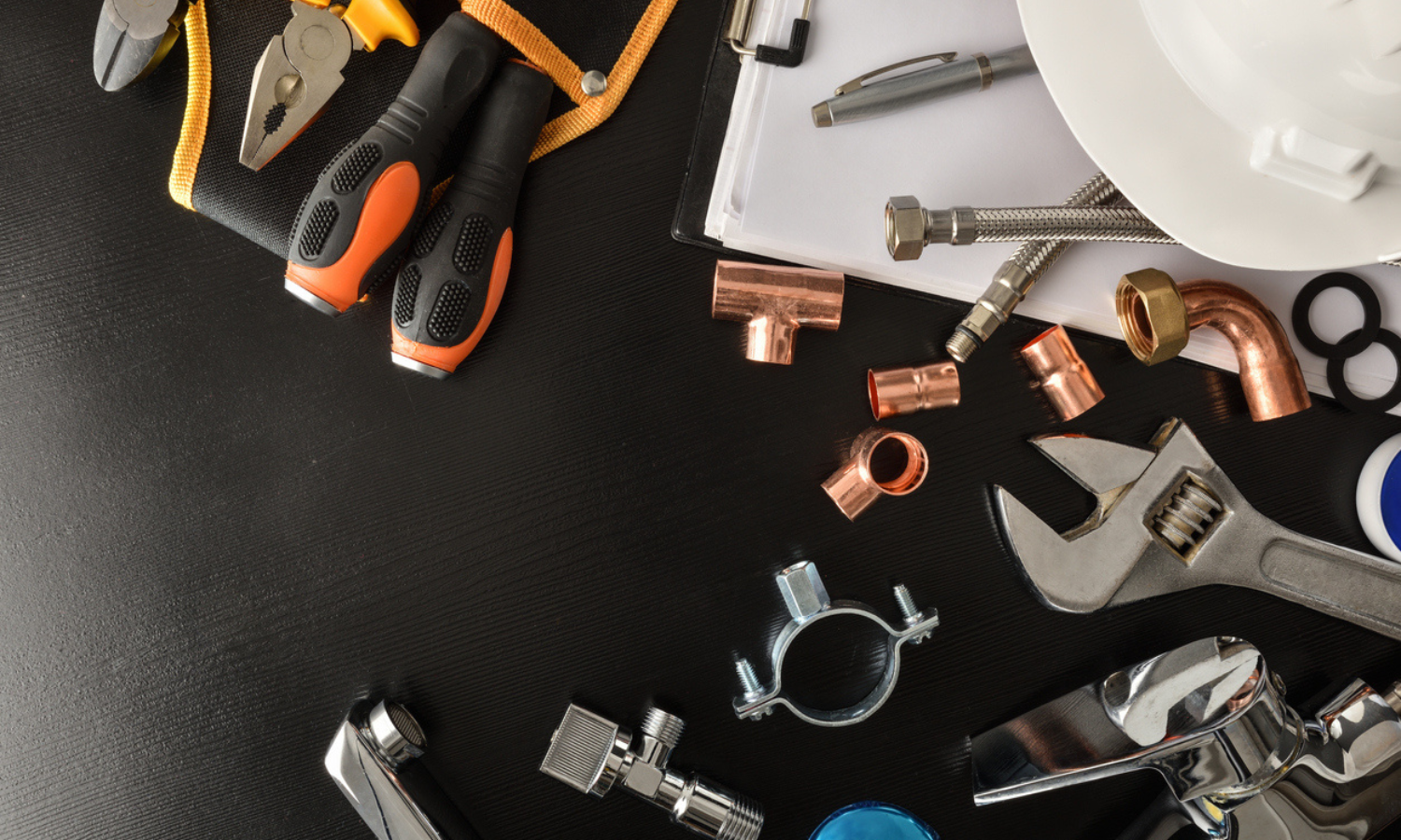 Different Types of Plumbing Tools and Their Uses [Explained] in 2023