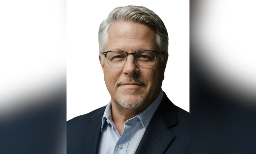 Corgi hires broker veteran to lead community association push