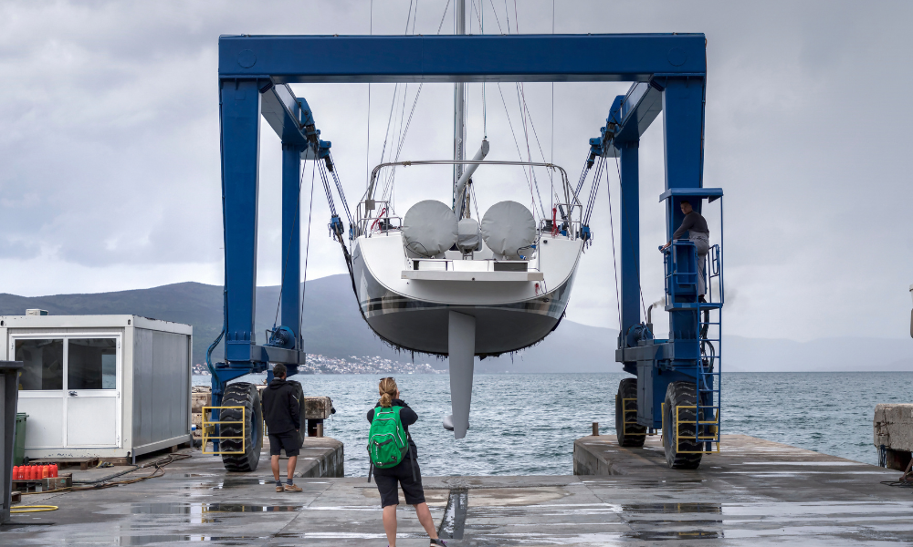 AXIS applied wrong windstorm deductible to boat claim, owners allege