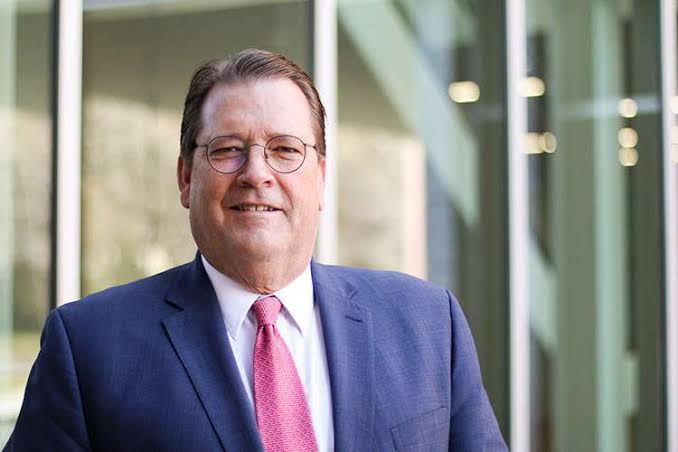 Eric Leavitt elected to lead CIAB board as broker premiums fall for a second straight quarter
