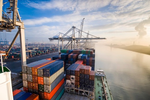 Shipping losses slip to record low - AGCS