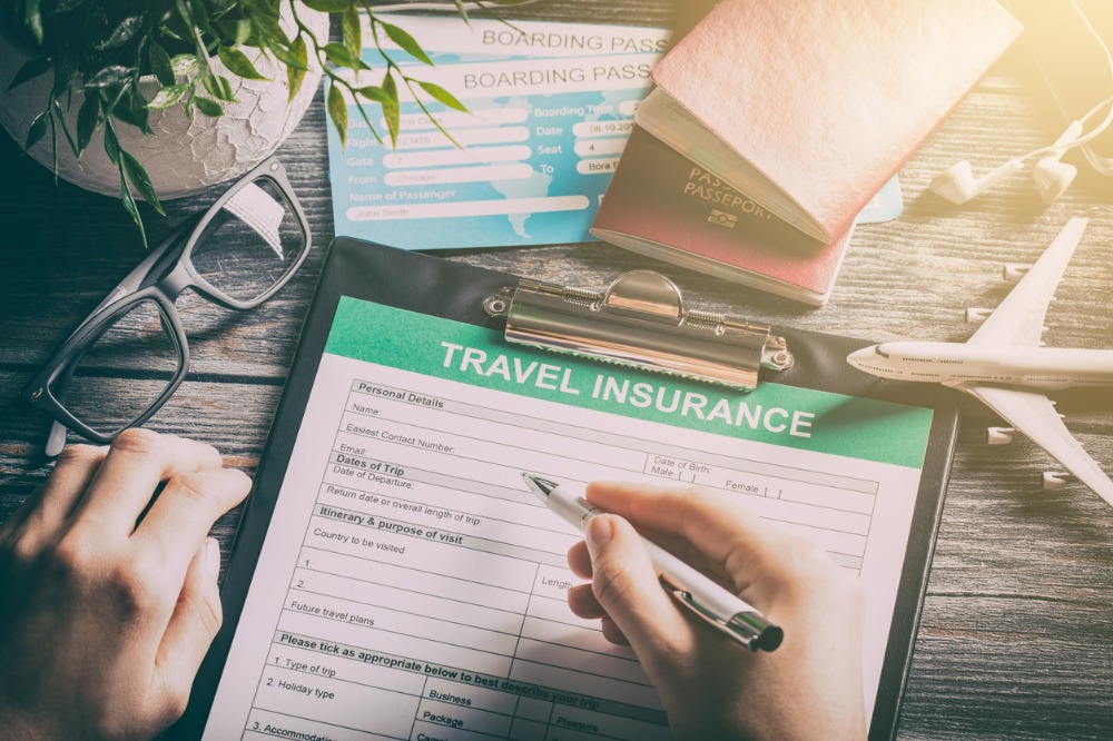 What do the top travel insurance companies in Canada cover?