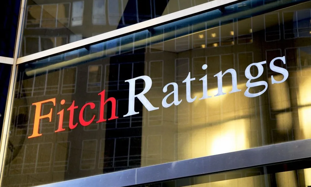 再保險軟市場深陷泥淖：Fitch 連二年看壞 2027，資本洪流吞噬定價紀律