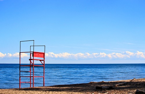 Climate change may soon render beach houses uninsurable
