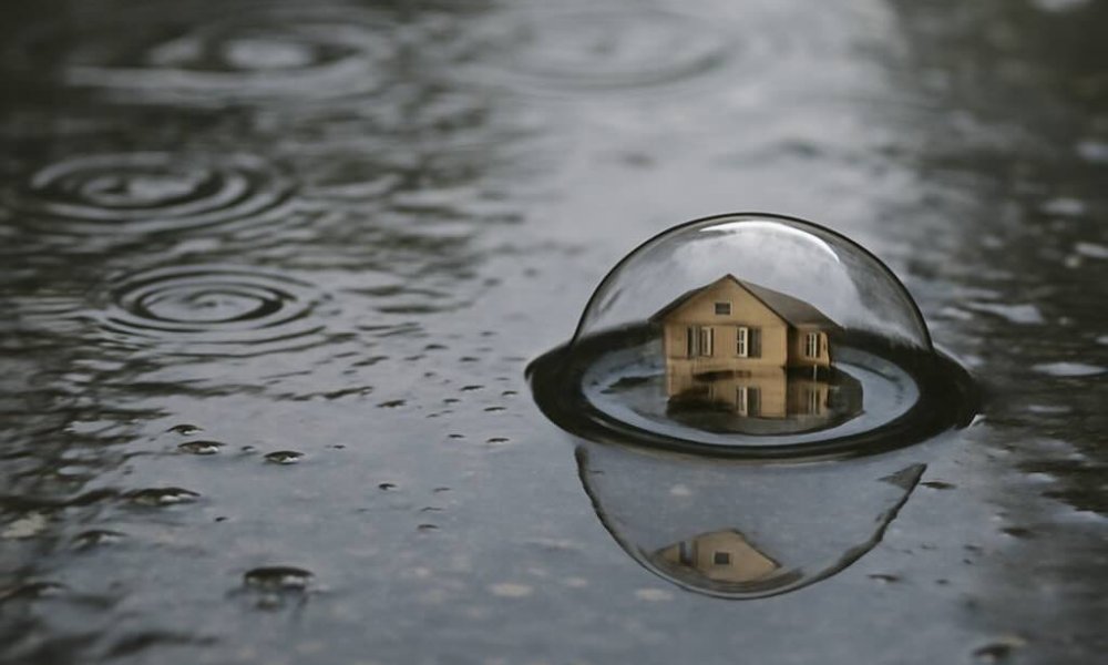 Insurers head North as $42 billion hit announced to property