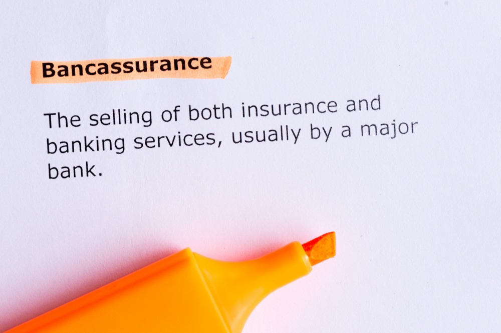 Chubb and Hang Seng sign 15-year bancassurance deal - Vimarsana News