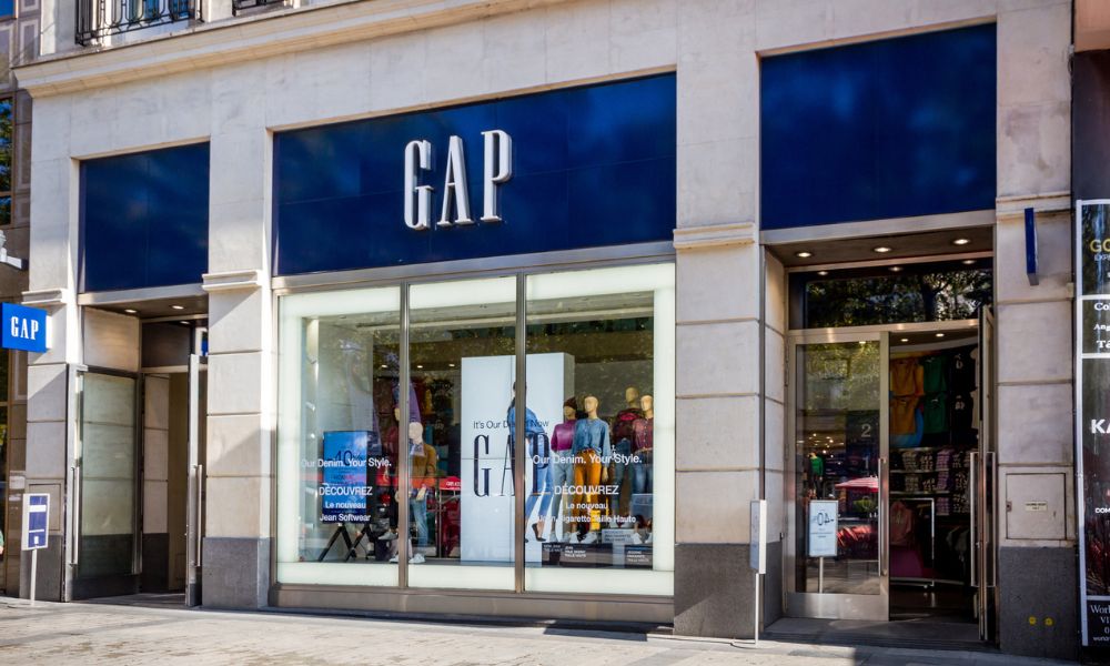 Gap to cut roughly 500 jobs
