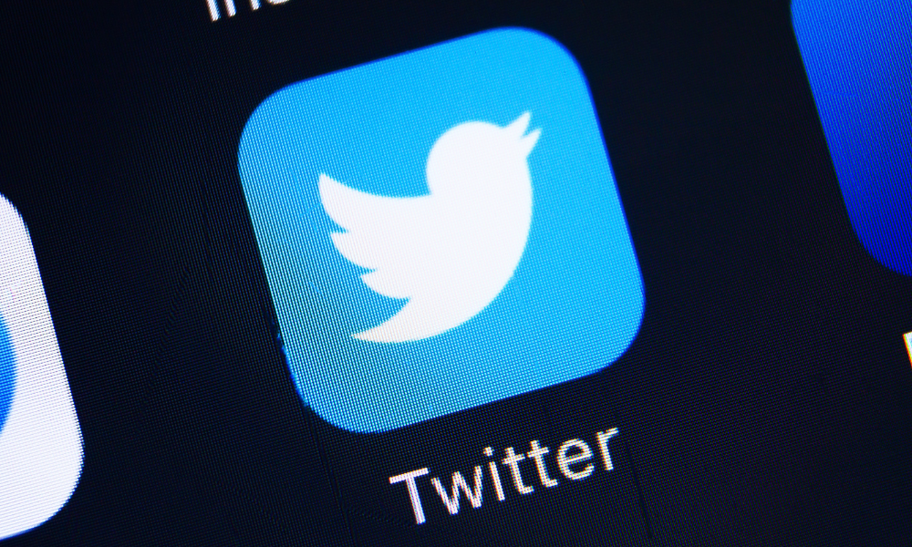 Twitter downsizes office space