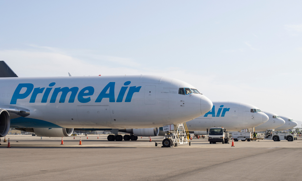 5 people killed after Amazon cargo plane overruns runway