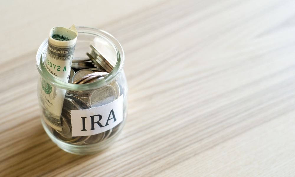 Trump set to sign order expanding retirement access for uncovered workers