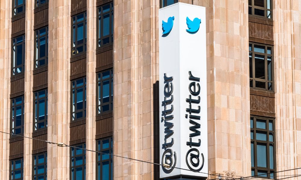 Jack Dorsey apologizes after Musk's Twitter layoffs - Vimarsana News