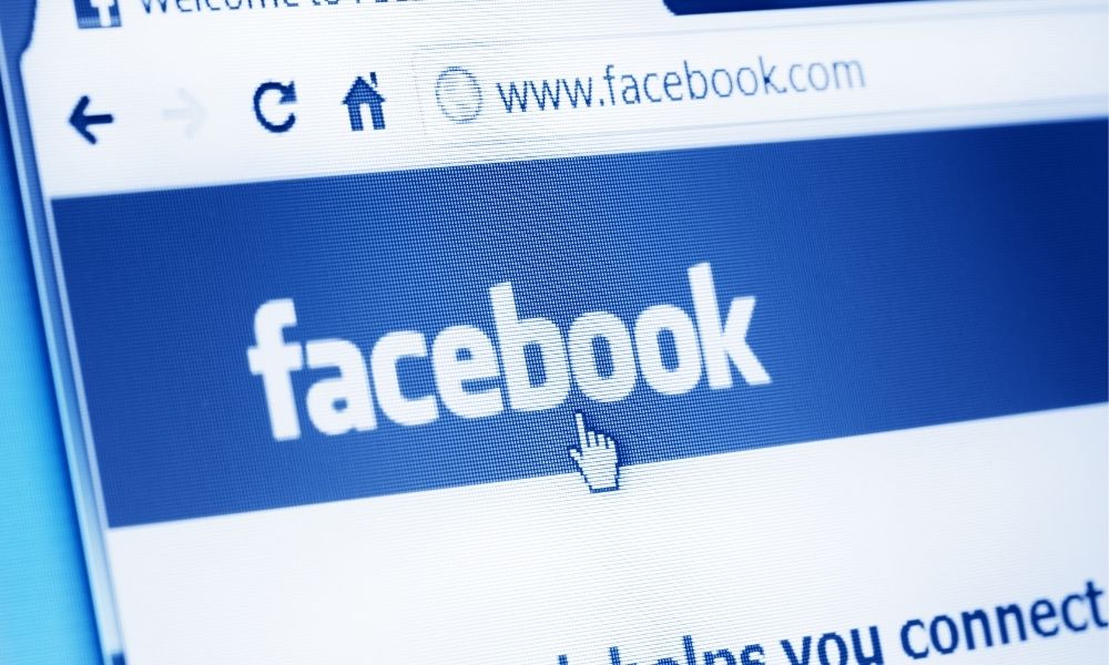 Facebook to hire 10,000 people for 'metaverse' creation