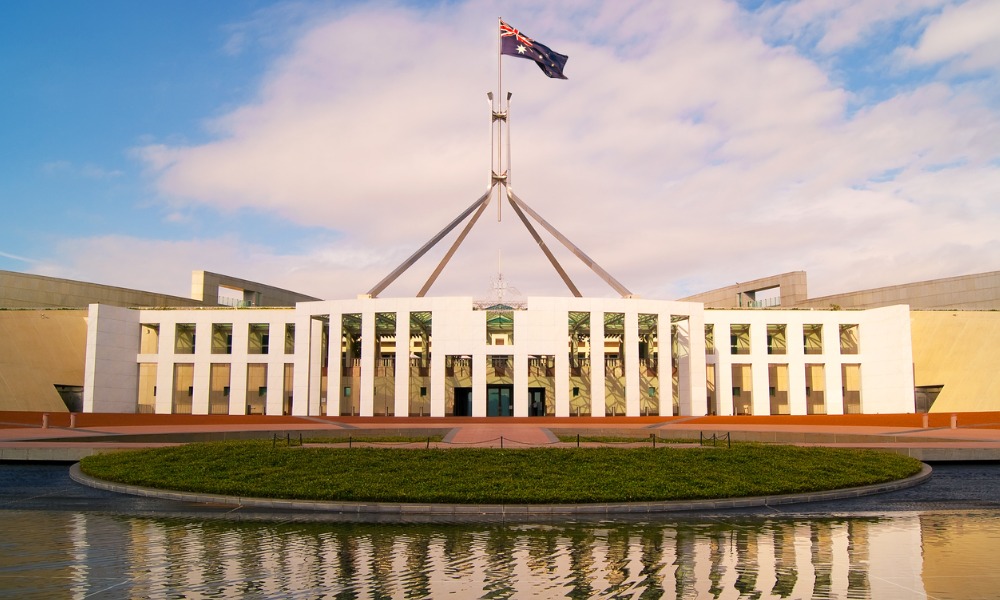 New Zealand reinstates 90-day trials for bigger employers - Vimarsana News