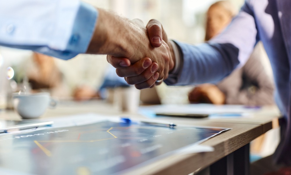 Ex-manager faces $40,000 penalty for recruiting former staff to new company - Vimarsana News