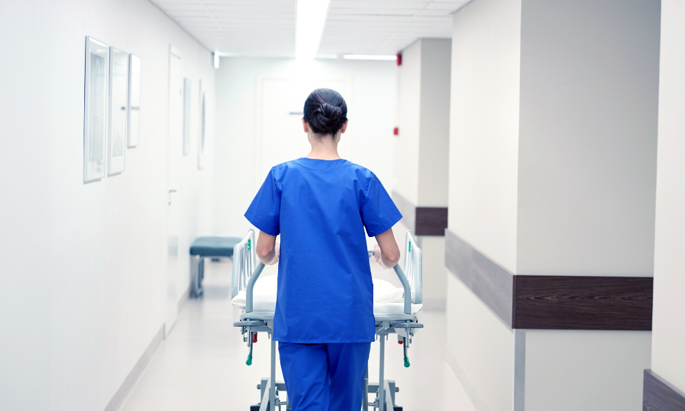 Health NZ pushes 2,378 nursing roles as shortage data shows patients at risk