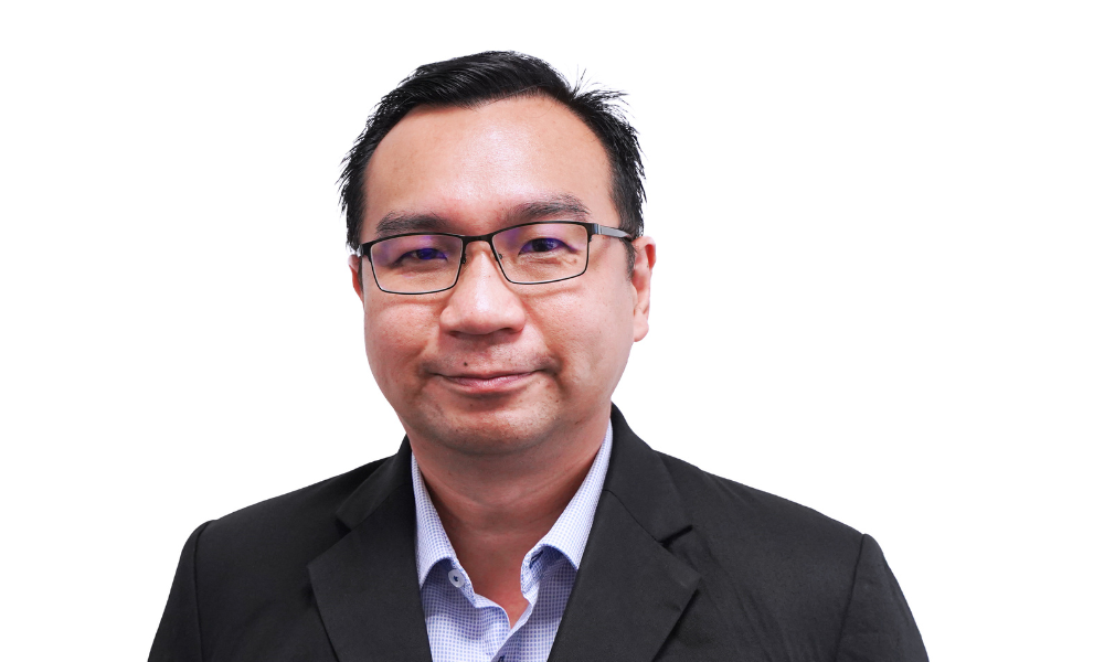 Downsides to using inflated job titles in Singapore - Vimarsana News