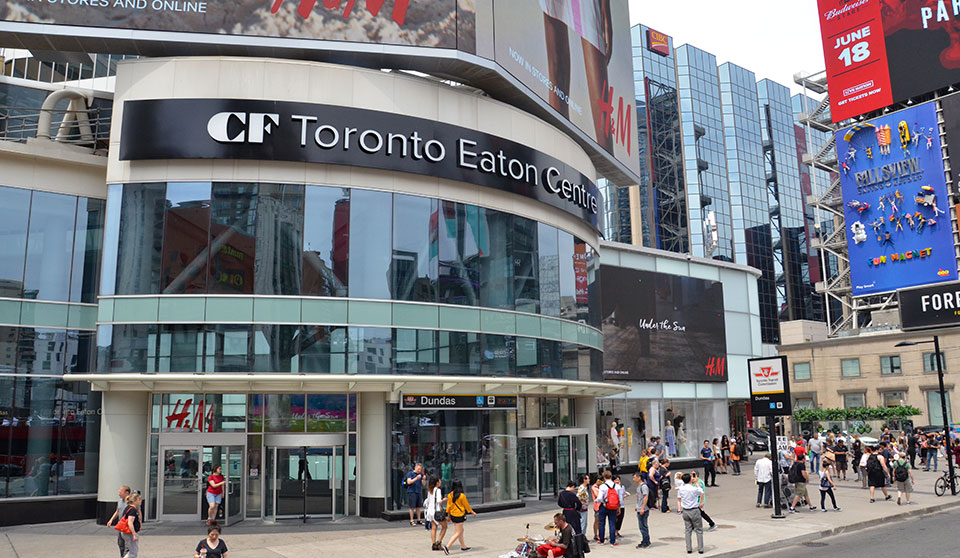 Shopping Guide to the Toronto Eaton Centre