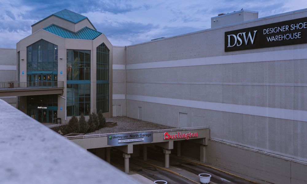 New York's biggest mall buys more time to pay back mortgage debt