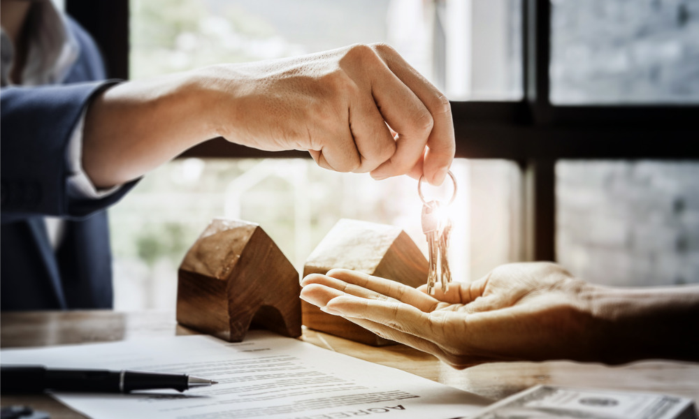 US housing market experiences downturn - report - Vimarsana News