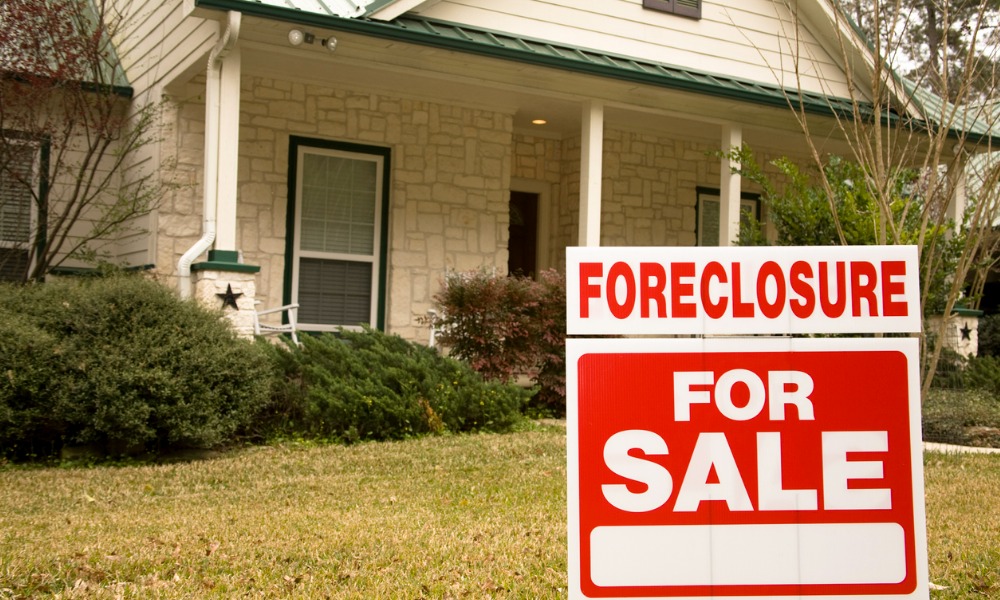 U.S. foreclosure rate stabilizes in February