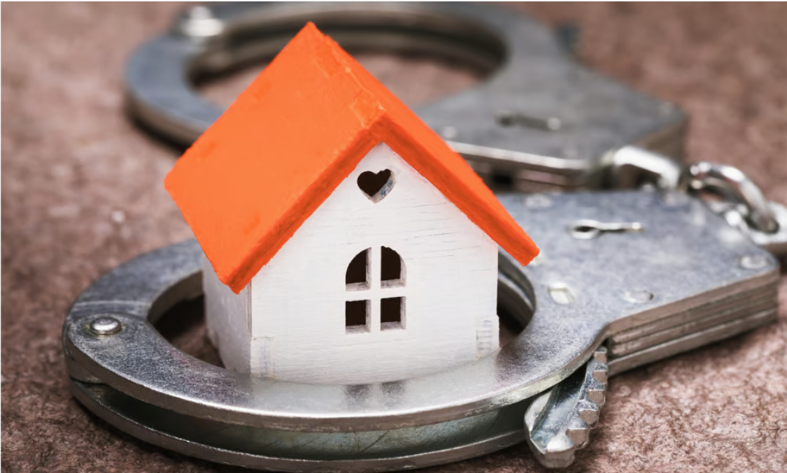 Convicted mortgage fugitive included in FBI's first-ever 'Most Wanted Fraudsters' list