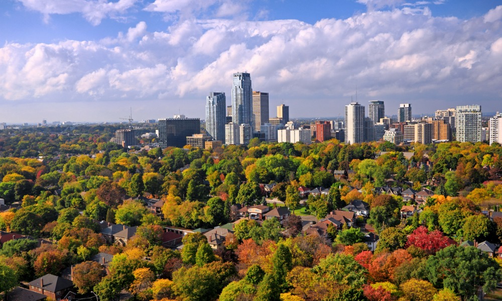 Toronto housing market hits new high | Canadian Mortgage ...