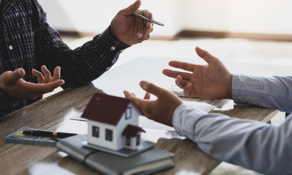 350,000 borrowers need urgent support from mortgage brokers