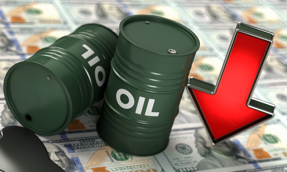 Gas prices drop as crude oil sees largest weekly decline since October ...